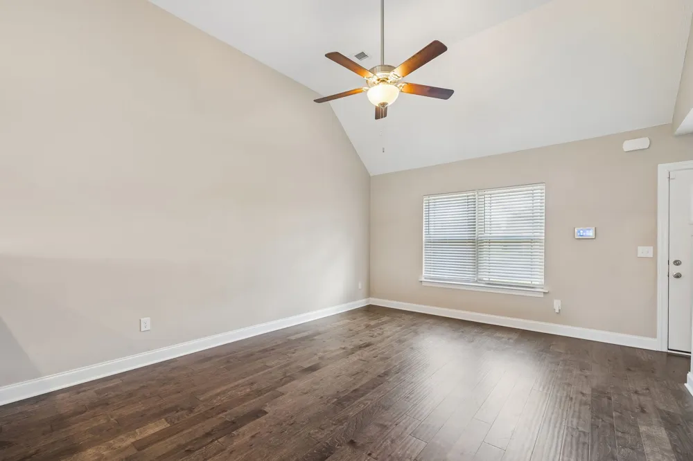 5444 Marisack Ct Christiana, TN 37037