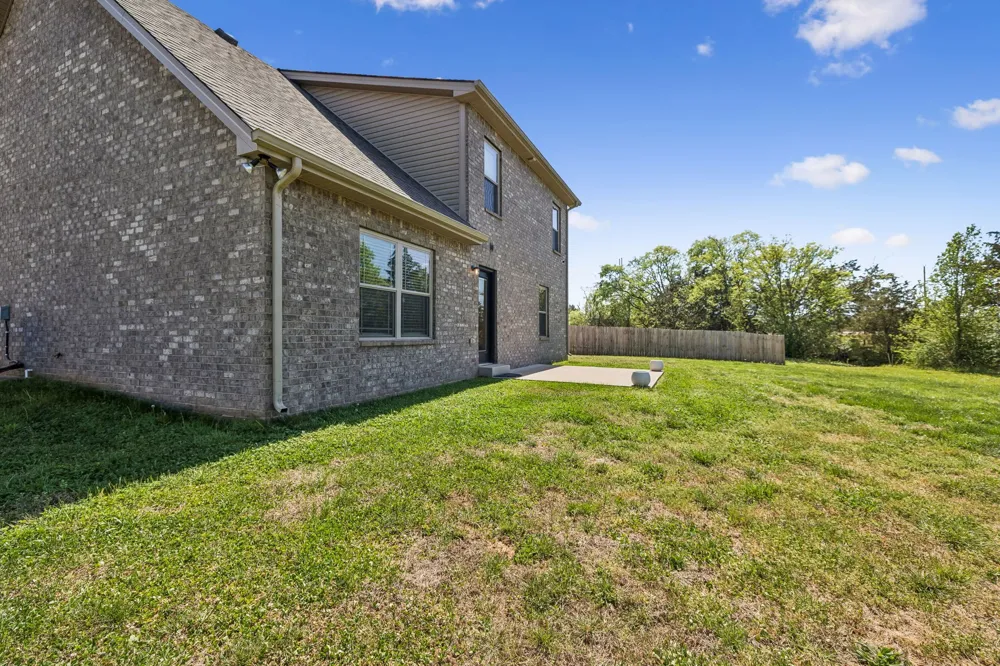 5444 Marisack Ct Christiana, TN 37037