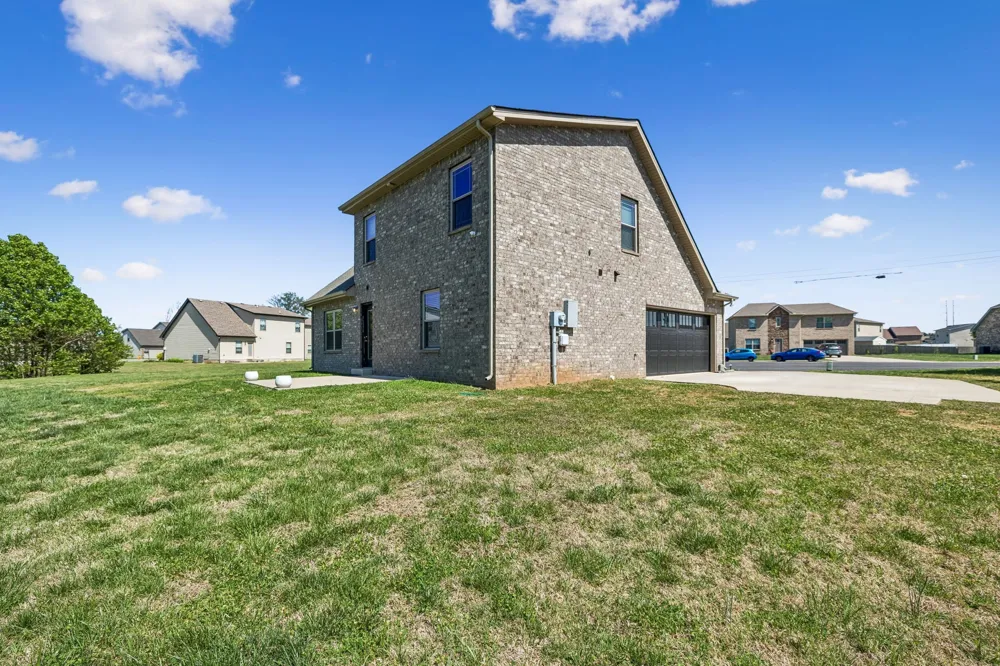 5444 Marisack Ct Christiana, TN 37037