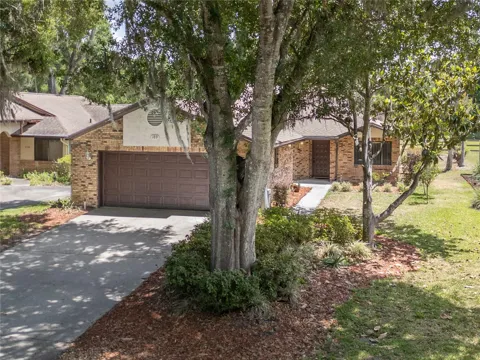 109 WATERWOOD DRIVE