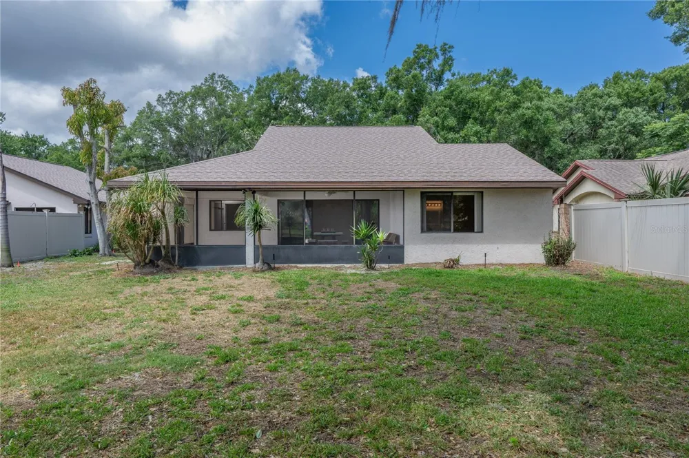 109 WATERWOOD DRIVE Yalaha, FL 34797
