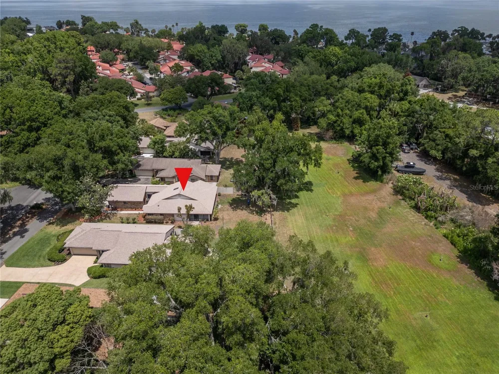109 WATERWOOD DRIVE Yalaha, FL 34797