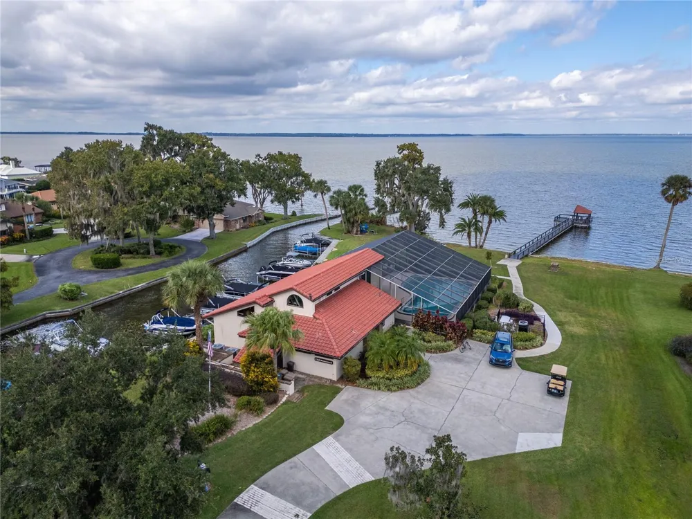109 WATERWOOD DRIVE Yalaha, FL 34797