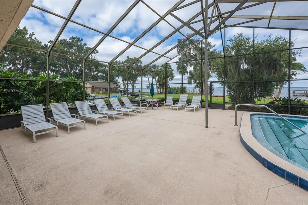 109 WATERWOOD DRIVE Yalaha, FL 34797