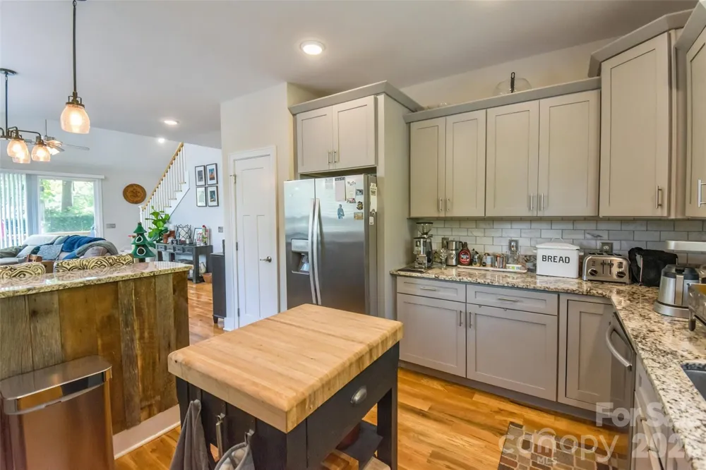 123 White Oak Road Extension Arden, NC 28704