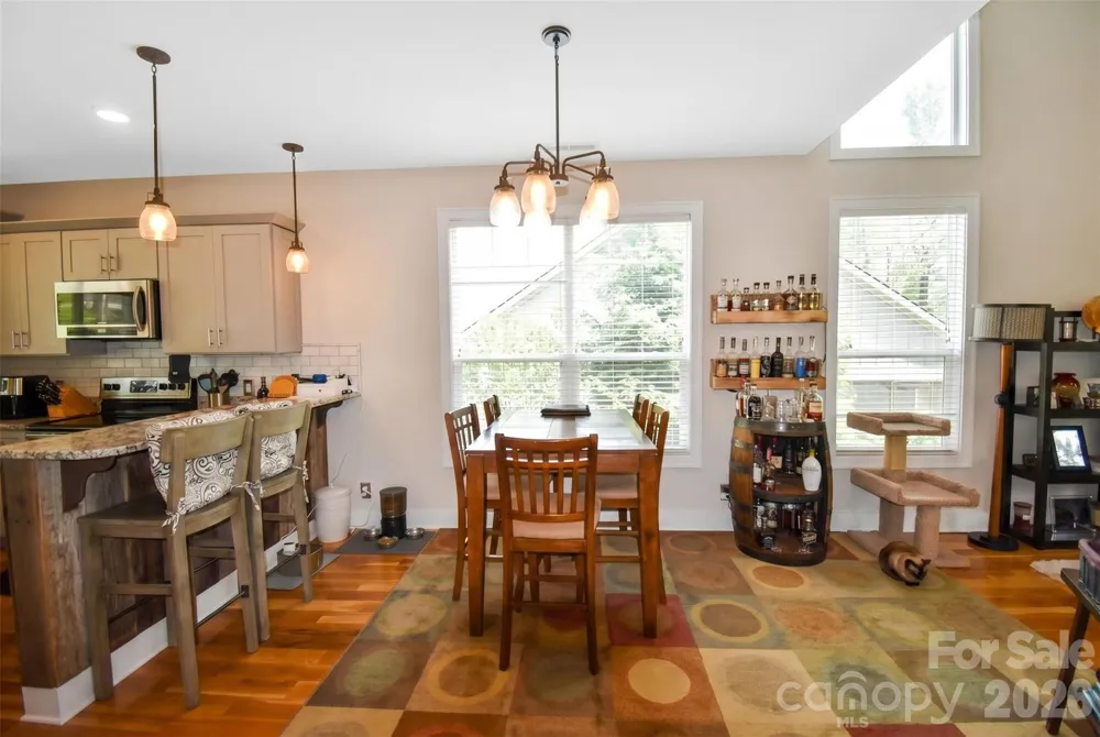 123 White Oak Road Extension Arden, NC 28704
