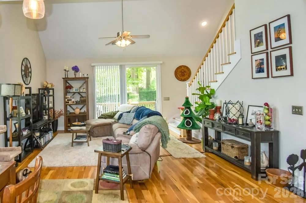 123 White Oak Road Extension Arden, NC 28704