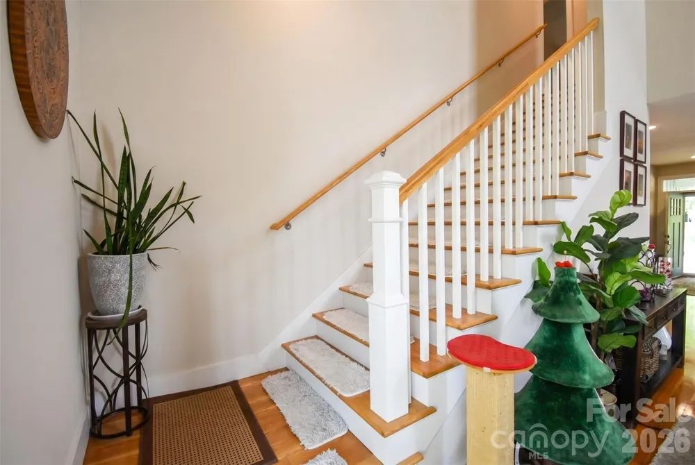 123 White Oak Road Extension Arden, NC 28704