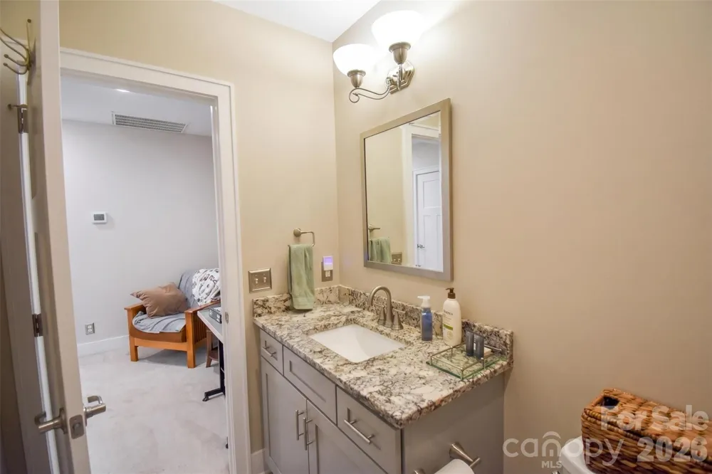 123 White Oak Road Extension Arden, NC 28704