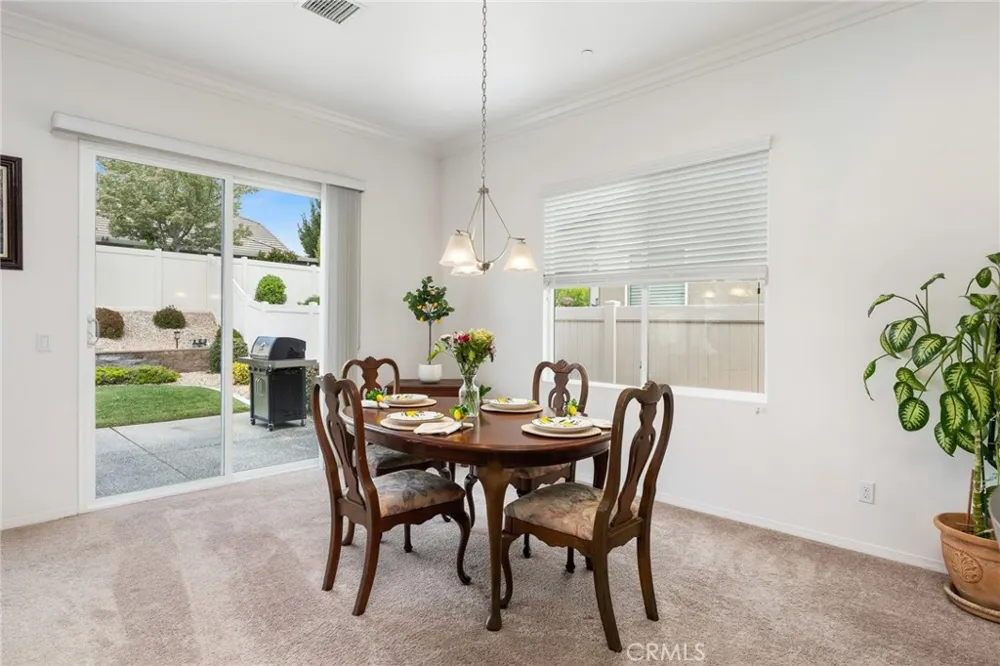 467 Madera Creek Beaumont, CA 92223