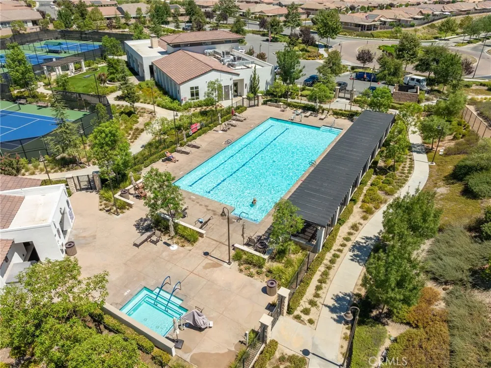 467 Madera Creek Beaumont, CA 92223