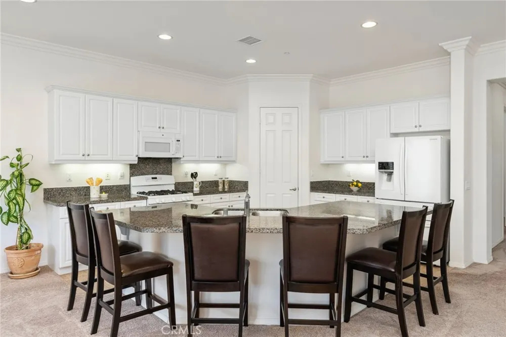 467 Madera Creek Beaumont, CA 92223