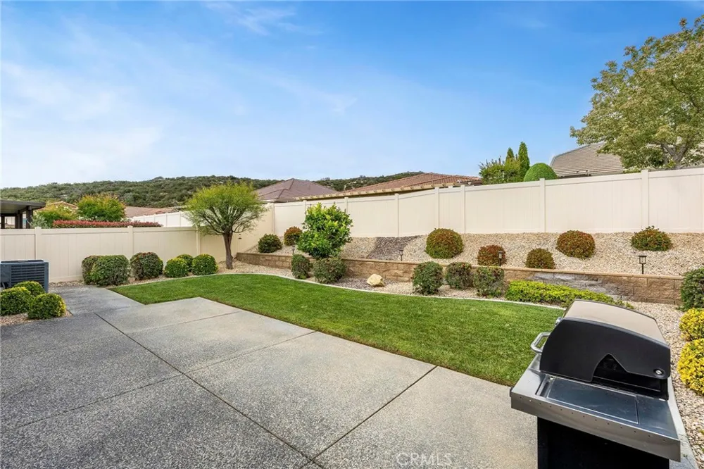 467 Madera Creek Beaumont, CA 92223