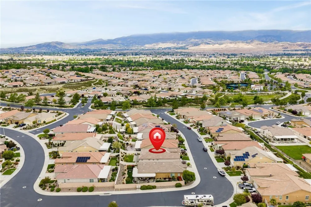 467 Madera Creek Beaumont, CA 92223