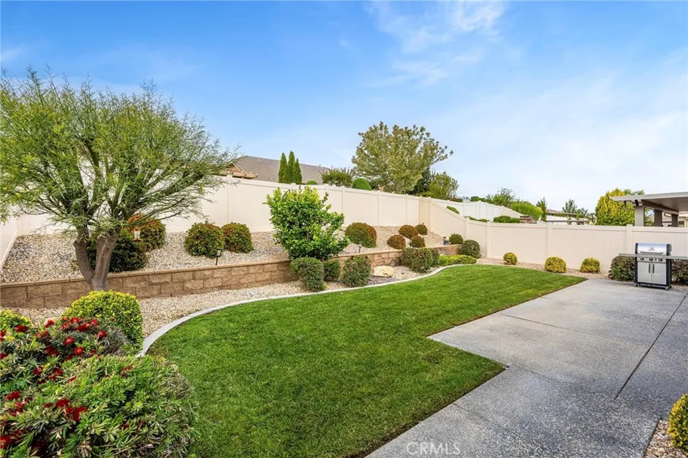 467 Madera Creek Beaumont, CA 92223