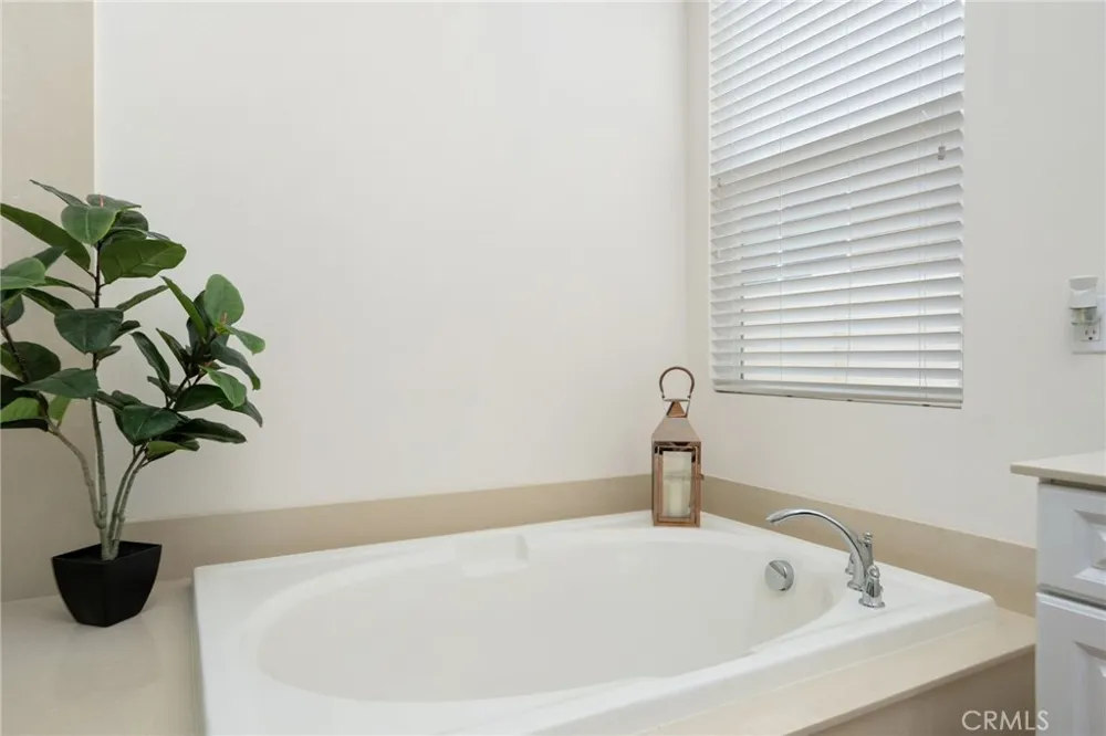 467 Madera Creek Beaumont, CA 92223