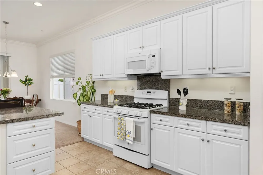 467 Madera Creek Beaumont, CA 92223