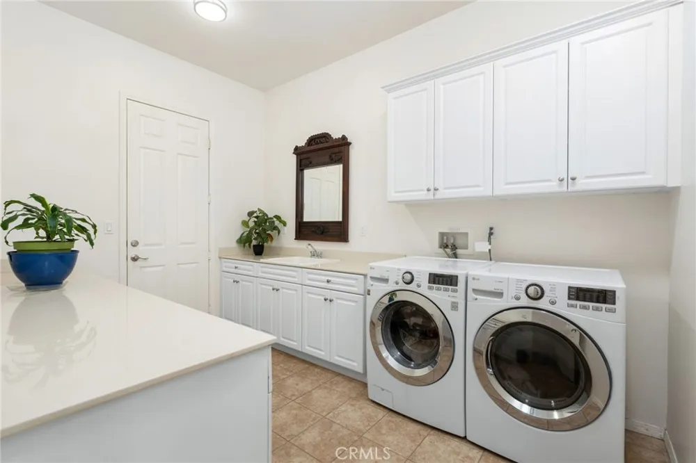467 Madera Creek Beaumont, CA 92223