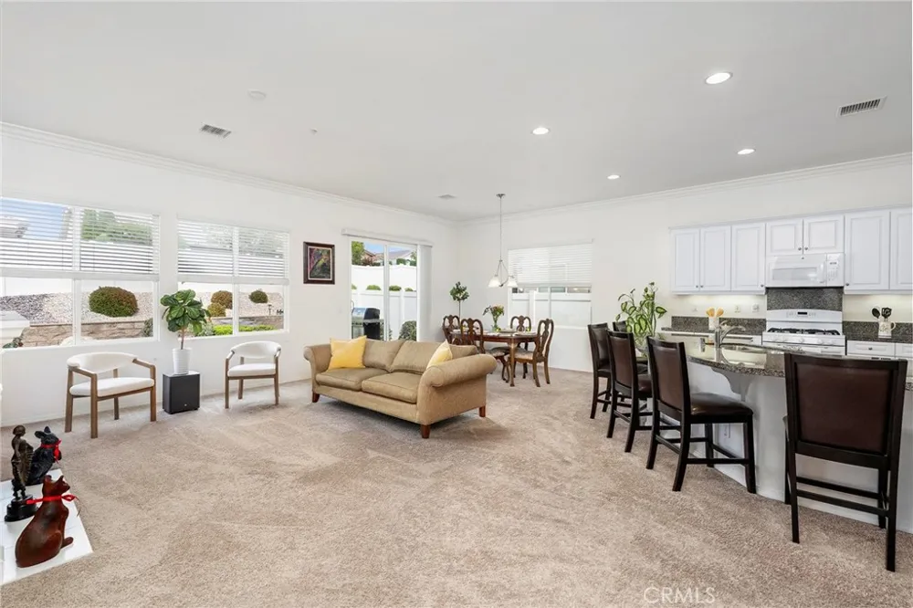 467 Madera Creek Beaumont, CA 92223