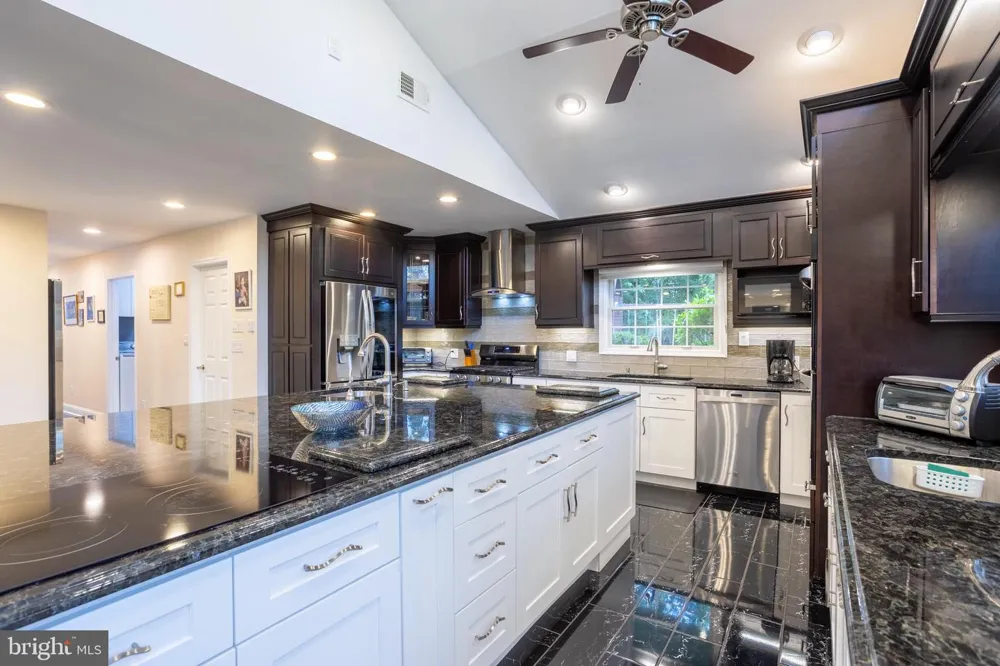 7908 IVY LANE Baltimore, MD 21208