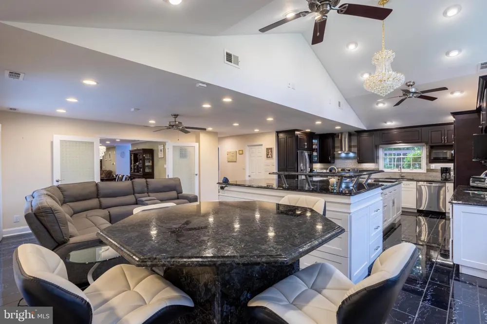7908 IVY LANE Baltimore, MD 21208