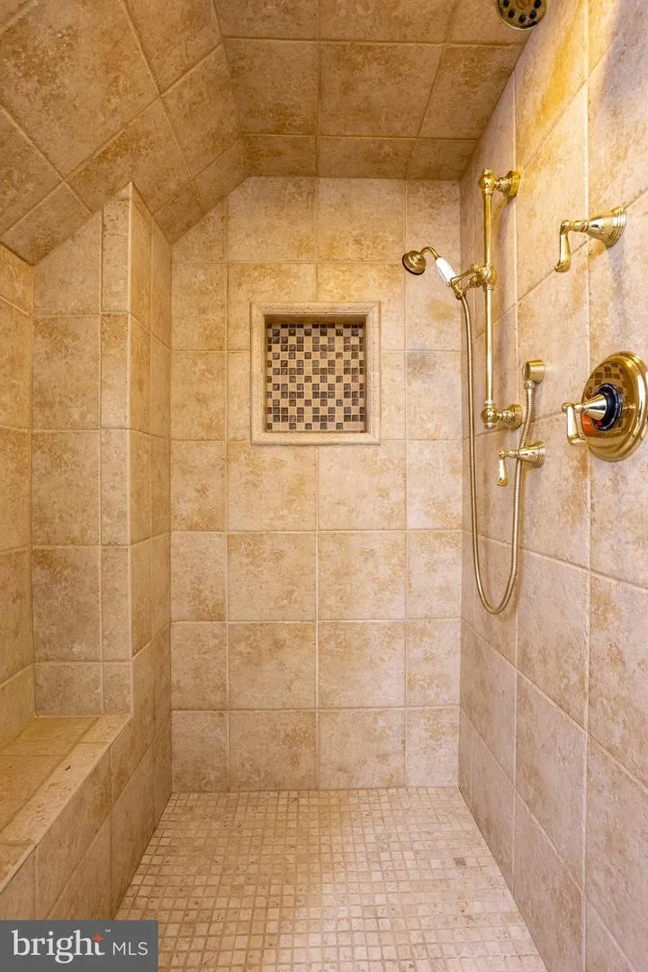 7908 IVY LANE Baltimore, MD 21208