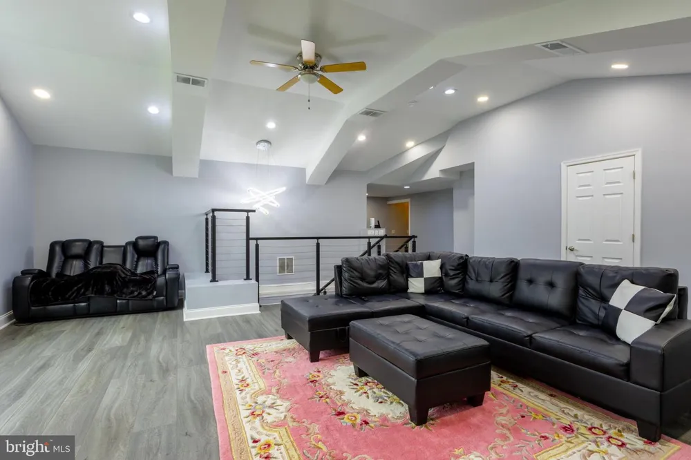 7908 IVY LANE Baltimore, MD 21208