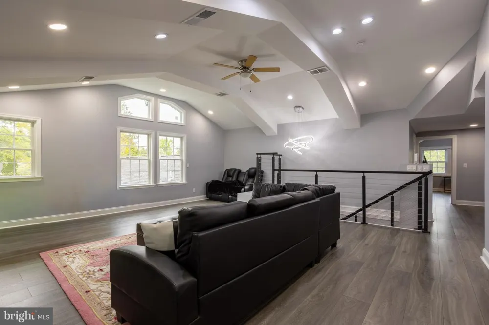 7908 IVY LANE Baltimore, MD 21208
