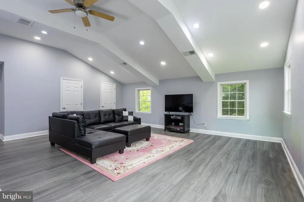 7908 IVY LANE Baltimore, MD 21208