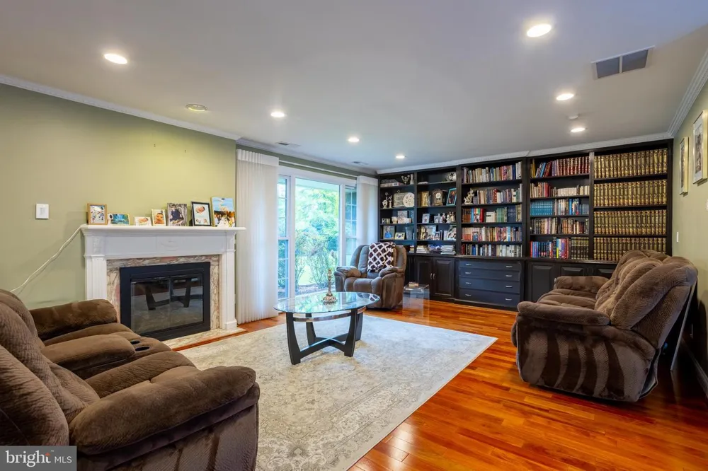 7908 IVY LANE Baltimore, MD 21208