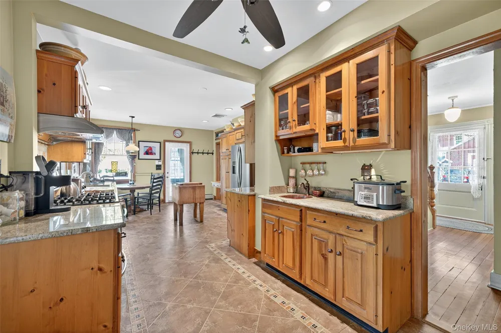 91 Eagle Valley Road Sloatsburg, NY 10974