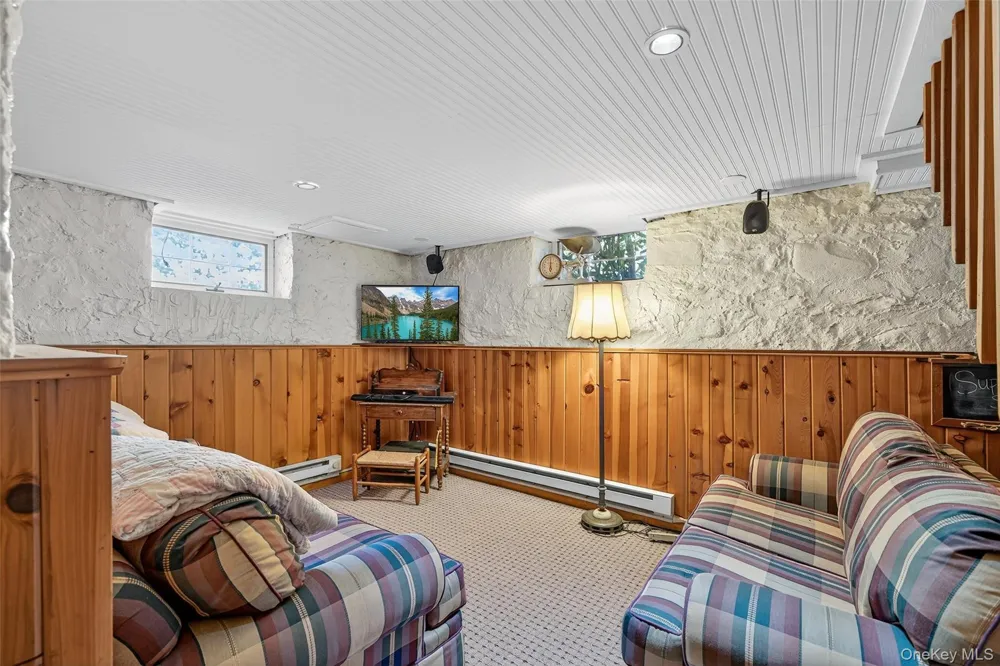 91 Eagle Valley Road Sloatsburg, NY 10974