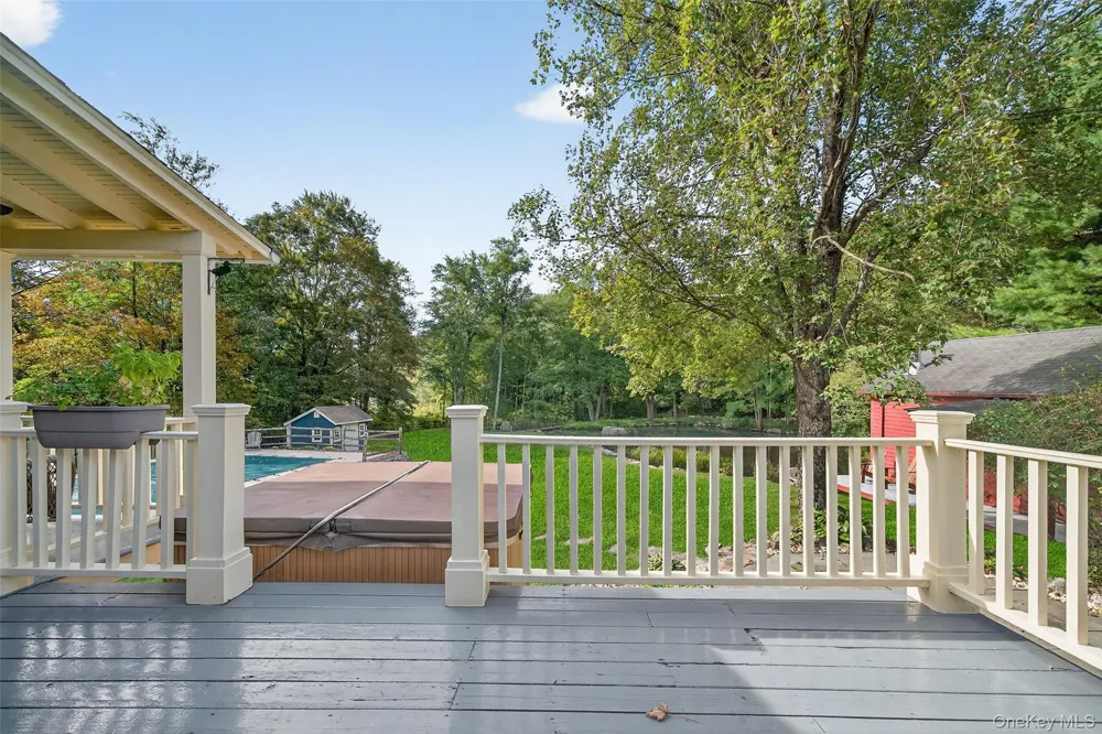 91 Eagle Valley Road Sloatsburg, NY 10974