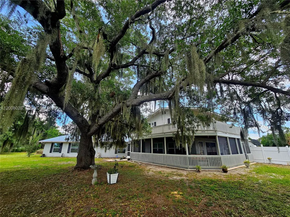 2445 SE Airport Estates St Other City - In The State Of Florida, FL 34266