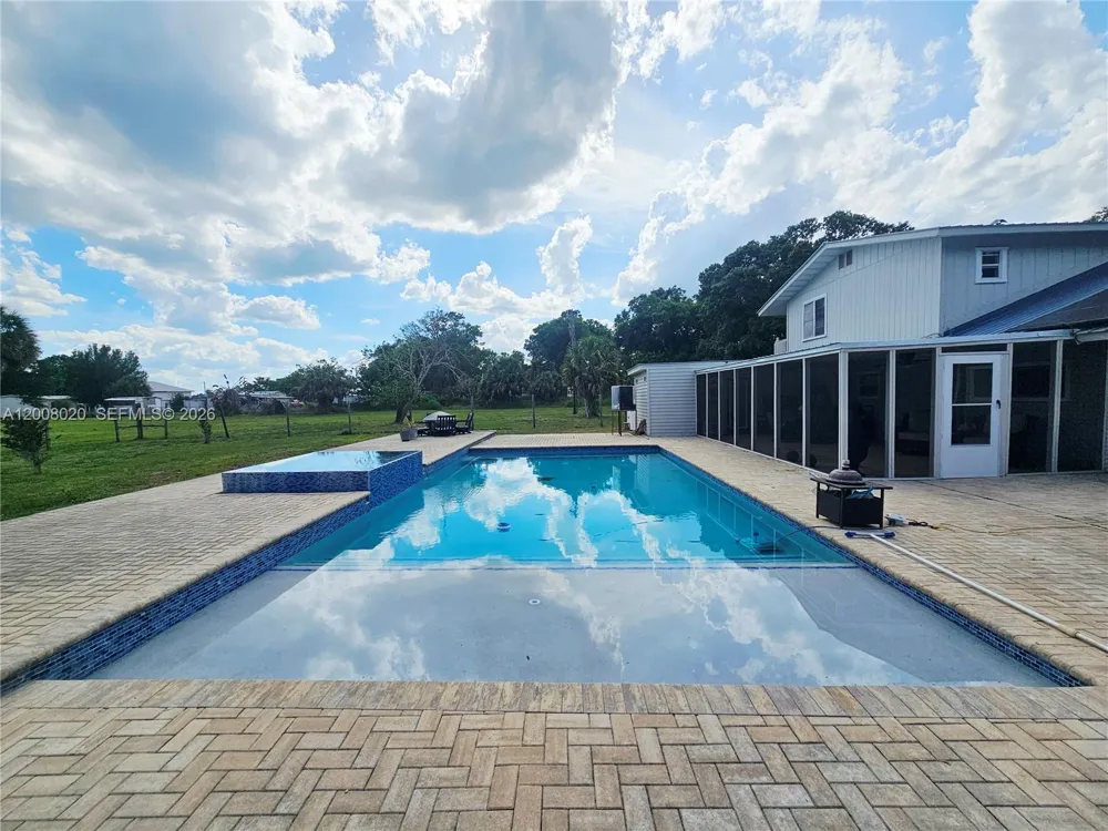 2445 SE Airport Estates St Other City - In The State Of Florida, FL 34266