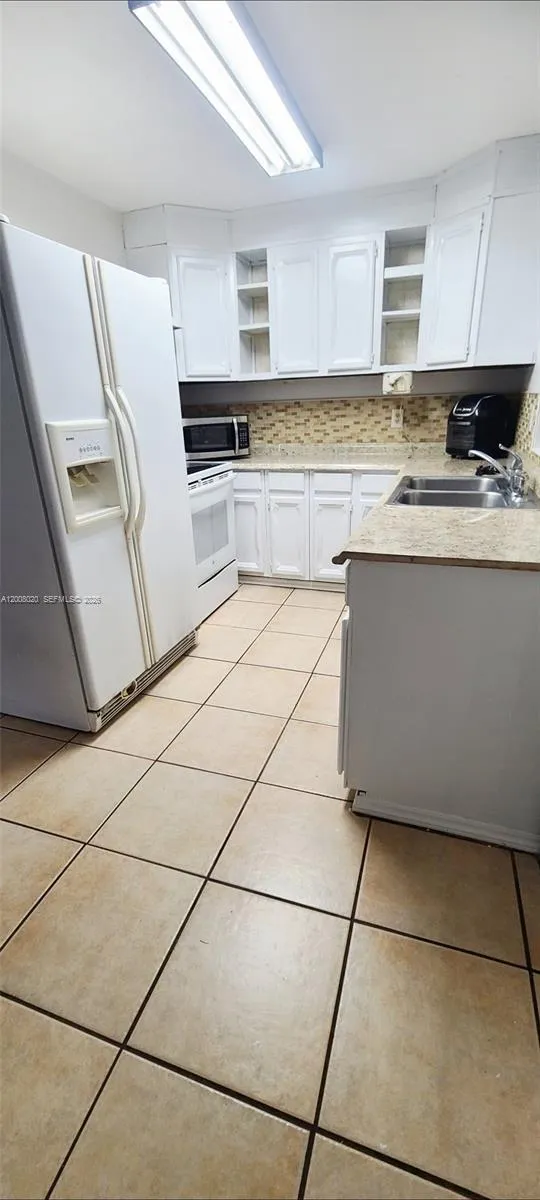 2445 SE Airport Estates St Other City - In The State Of Florida, FL 34266