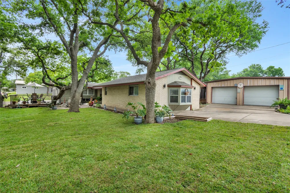 1122 Hill Circle East Drive Granite Shoals, TX 78654