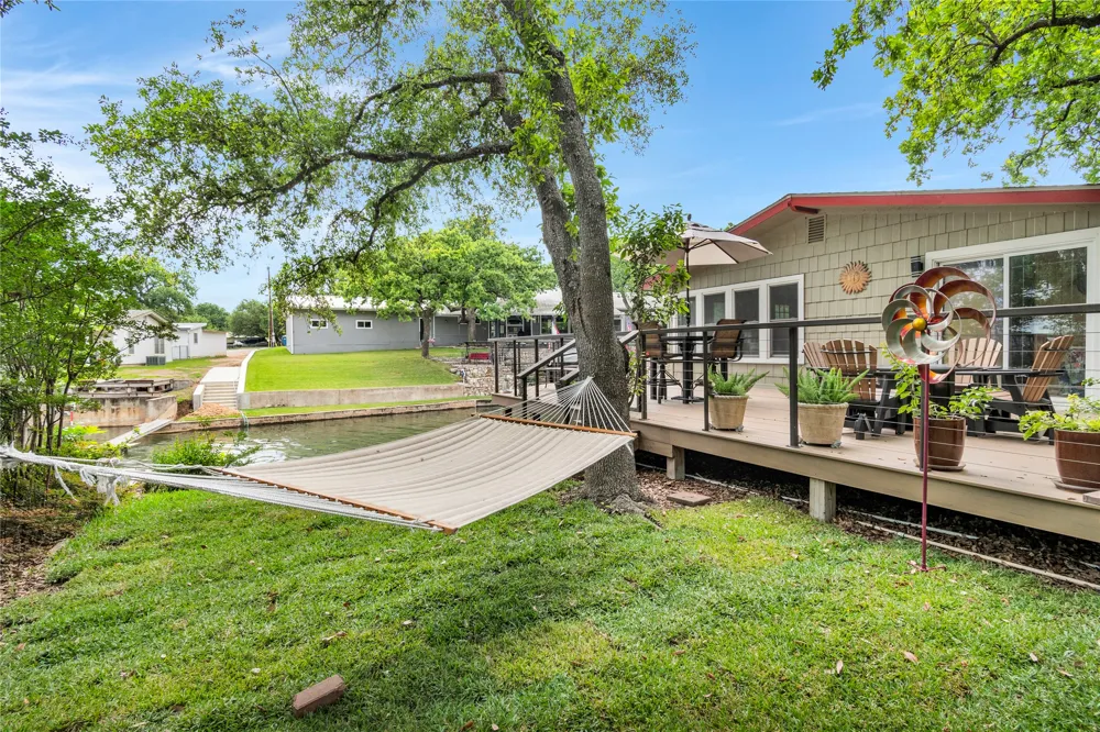 1122 Hill Circle East Drive Granite Shoals, TX 78654