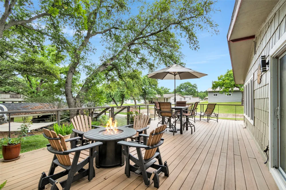 1122 Hill Circle East Drive Granite Shoals, TX 78654