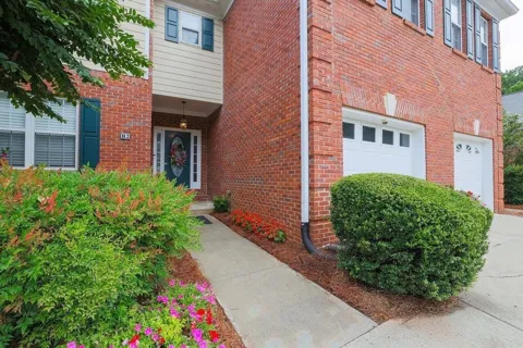 2075 Pine Tree Drive #B2