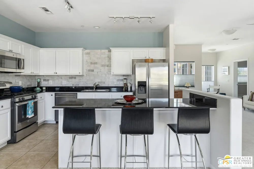 67694 Duke Road #204 Cathedral City, CA 92234