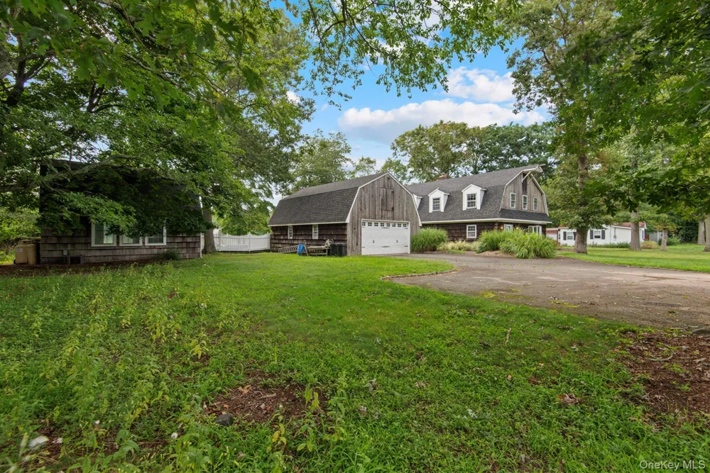 1 Lake Drive Middle Island, NY 11953