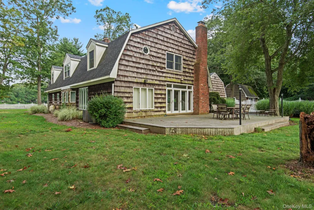 1 Lake Drive Middle Island, NY 11953