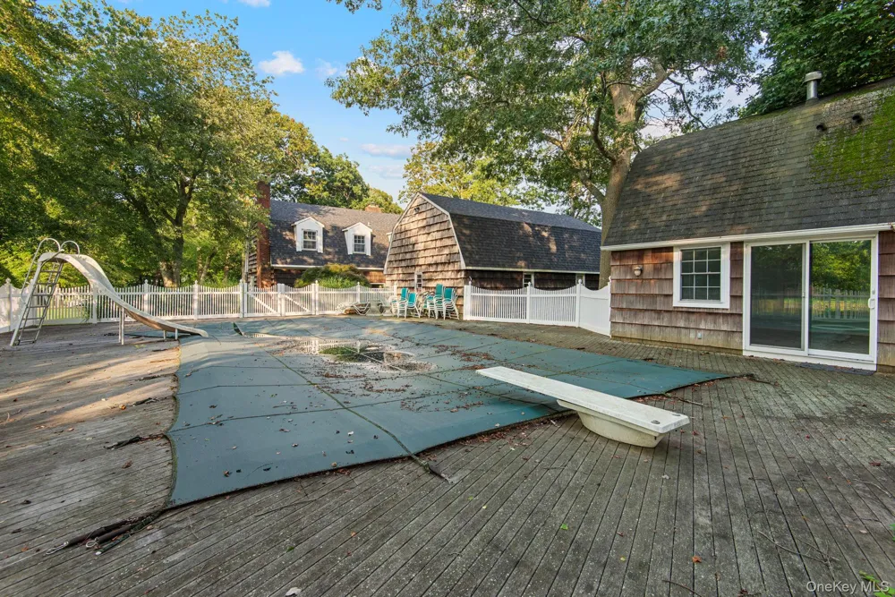 1 Lake Drive Middle Island, NY 11953