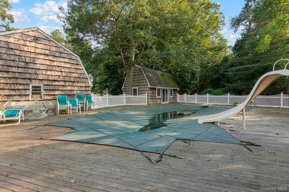 1 Lake Drive Middle Island, NY 11953