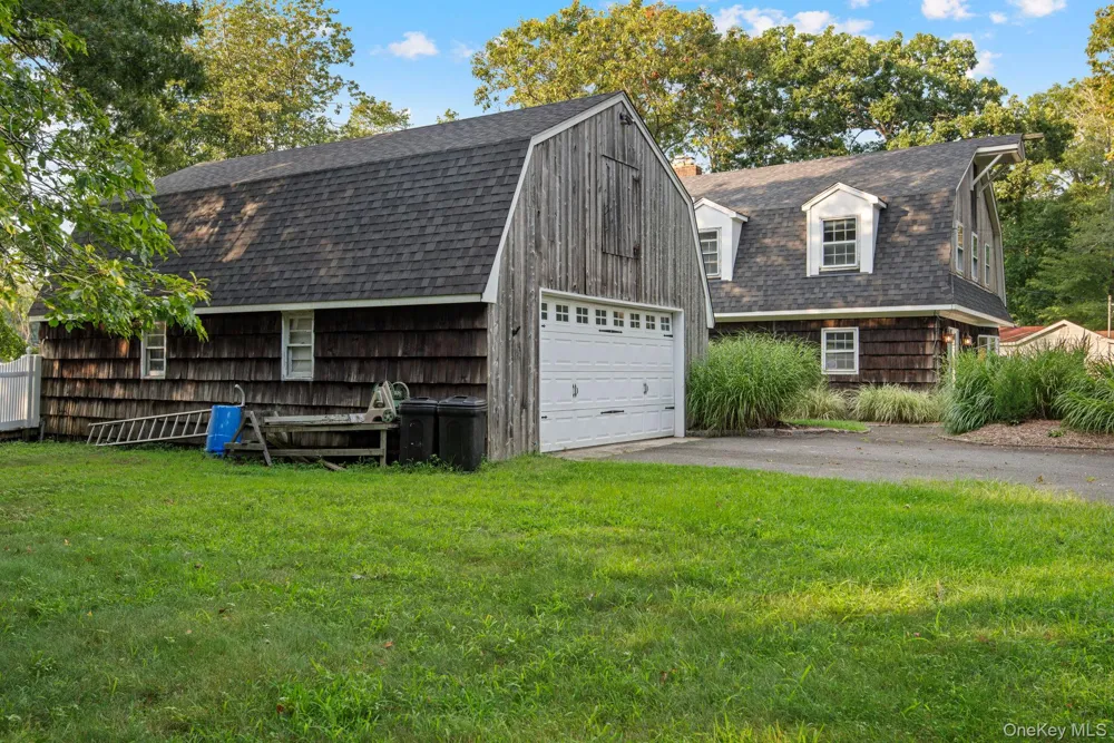 1 Lake Drive Middle Island, NY 11953