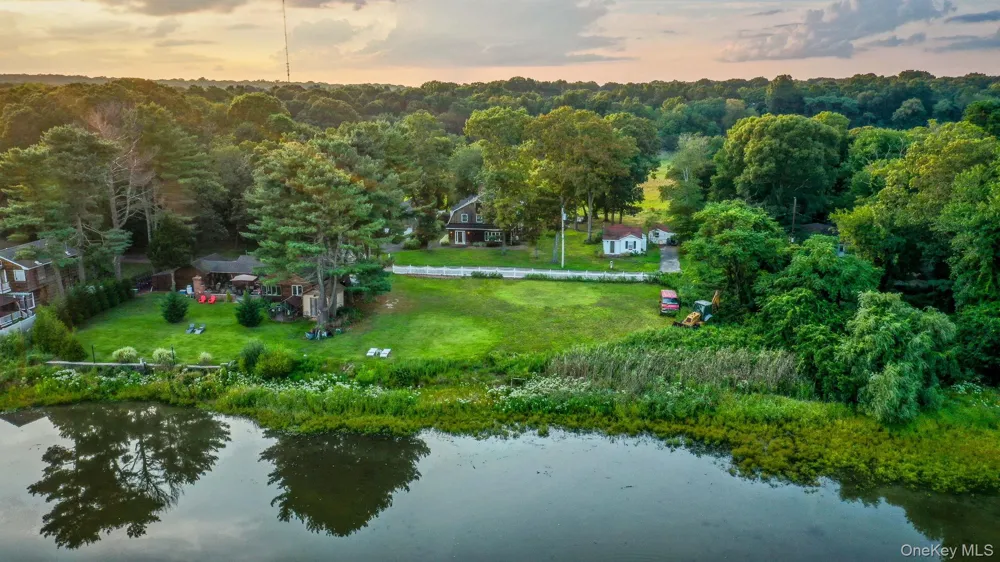 1 Lake Drive Middle Island, NY 11953