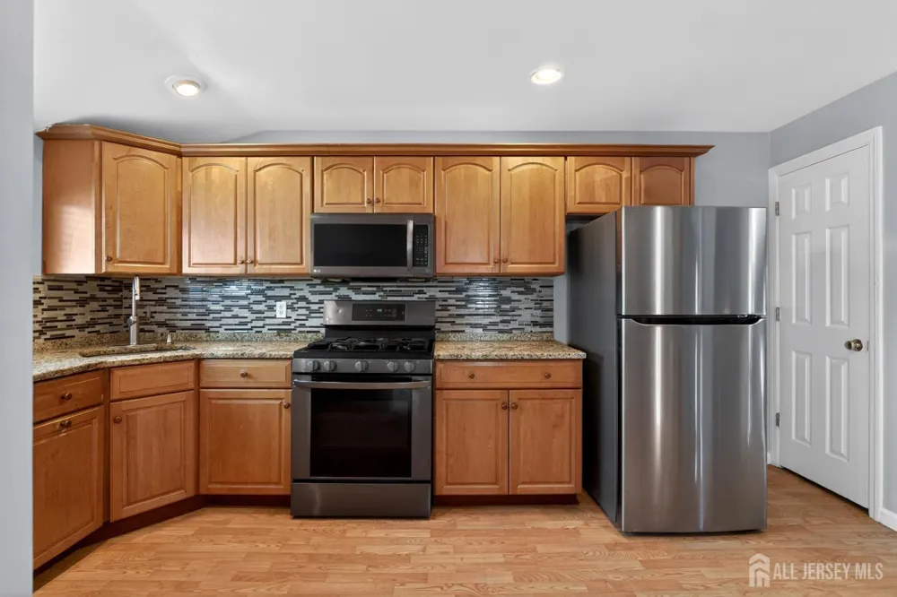 2 Lillian Terrace Woodbridge Proper, NJ 07095