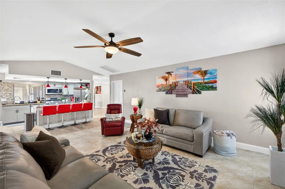 402 SW 37TH LANE Cape Coral, FL 33914