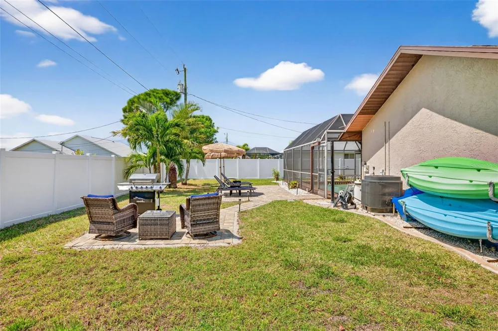 402 SW 37TH LANE Cape Coral, FL 33914